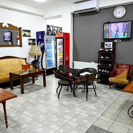 Starhostel Kutaisi Exteriör bild