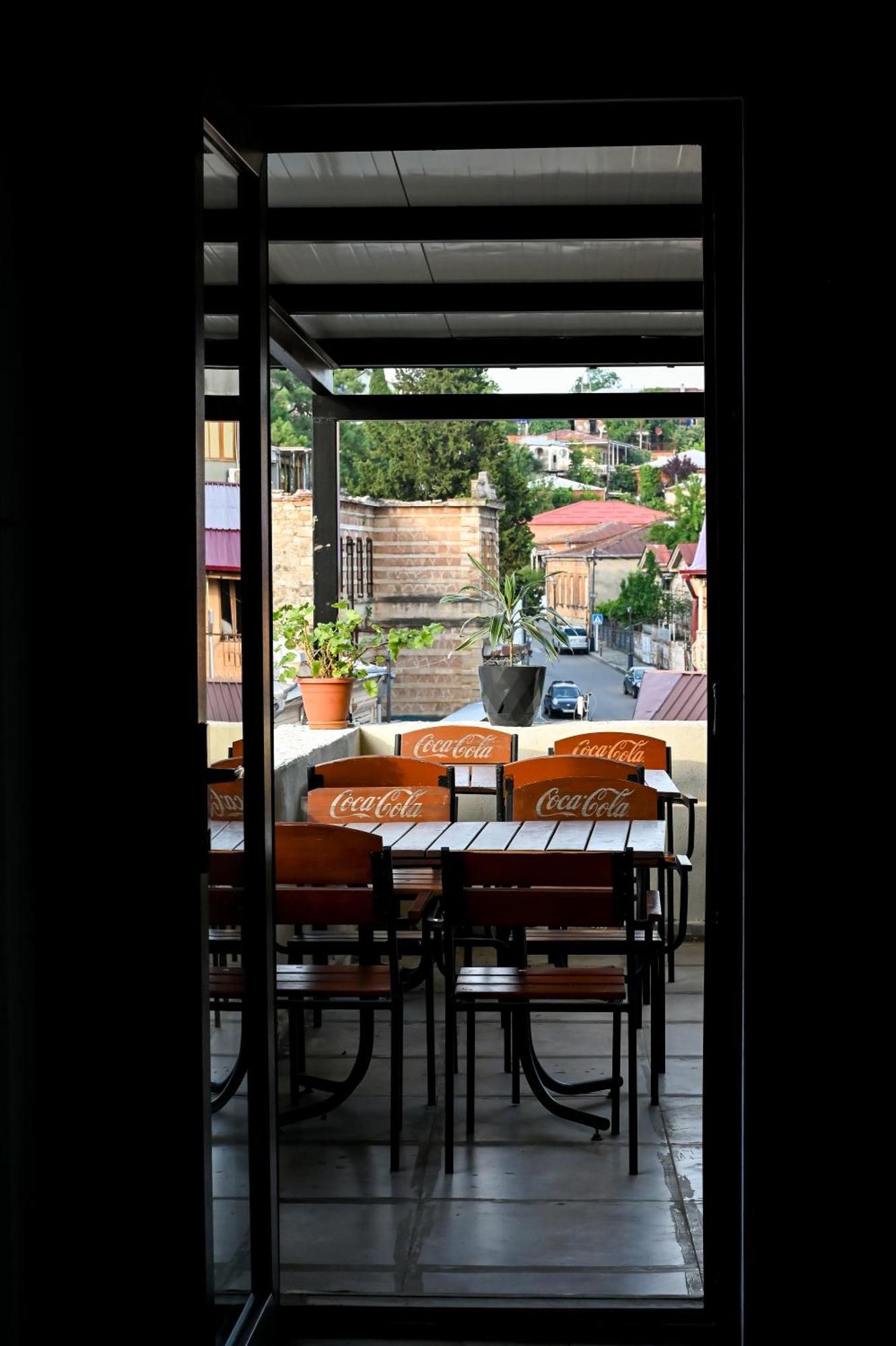 Starhostel Kutaisi Exteriör bild