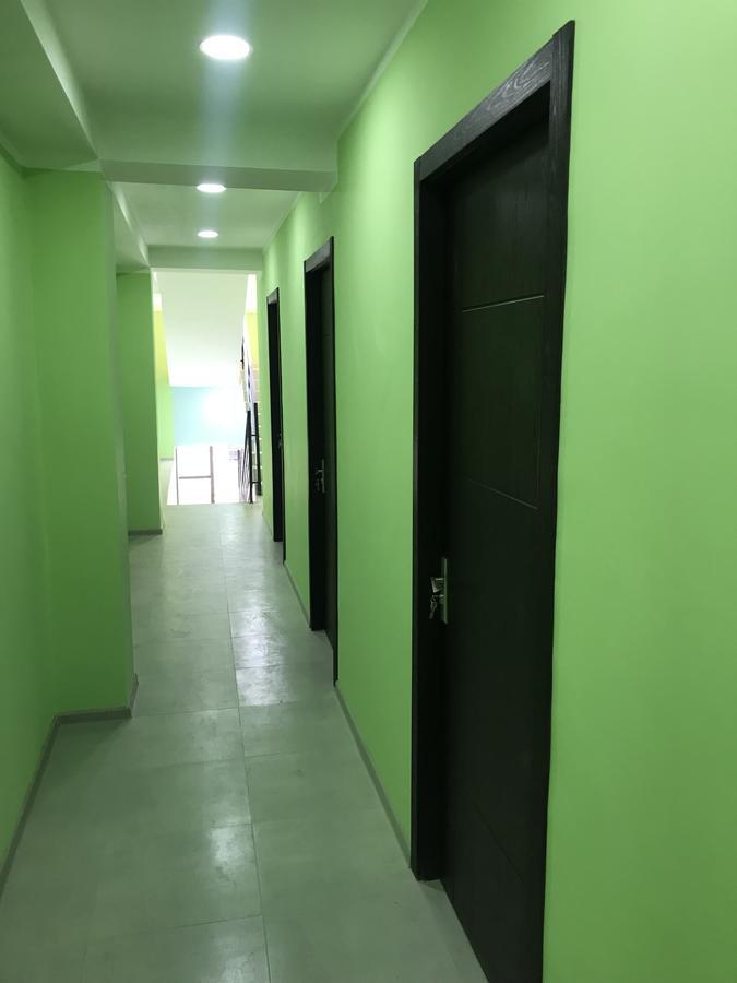 Starhostel Kutaisi Exteriör bild